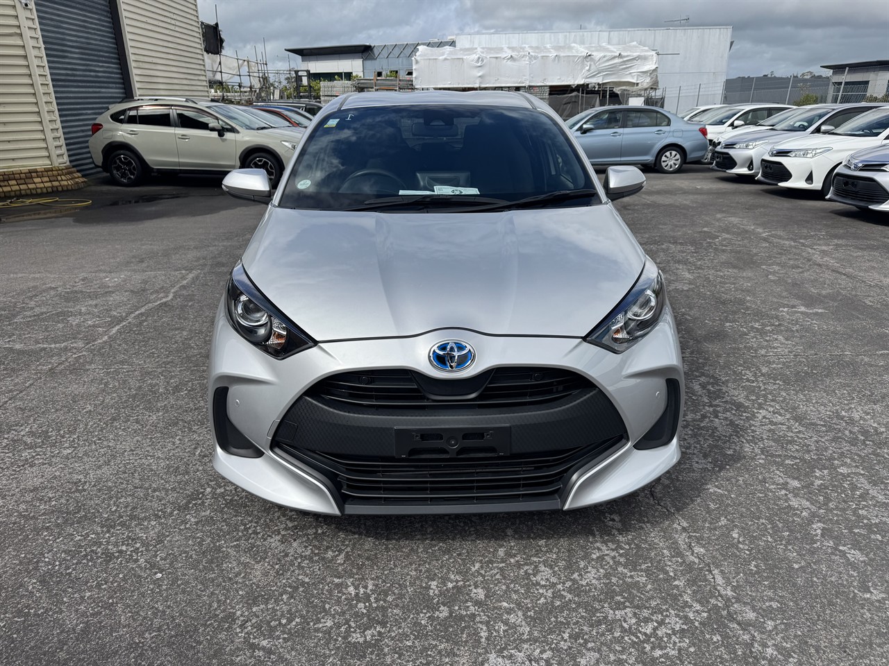 2021 Toyota YARIS thumbnail
