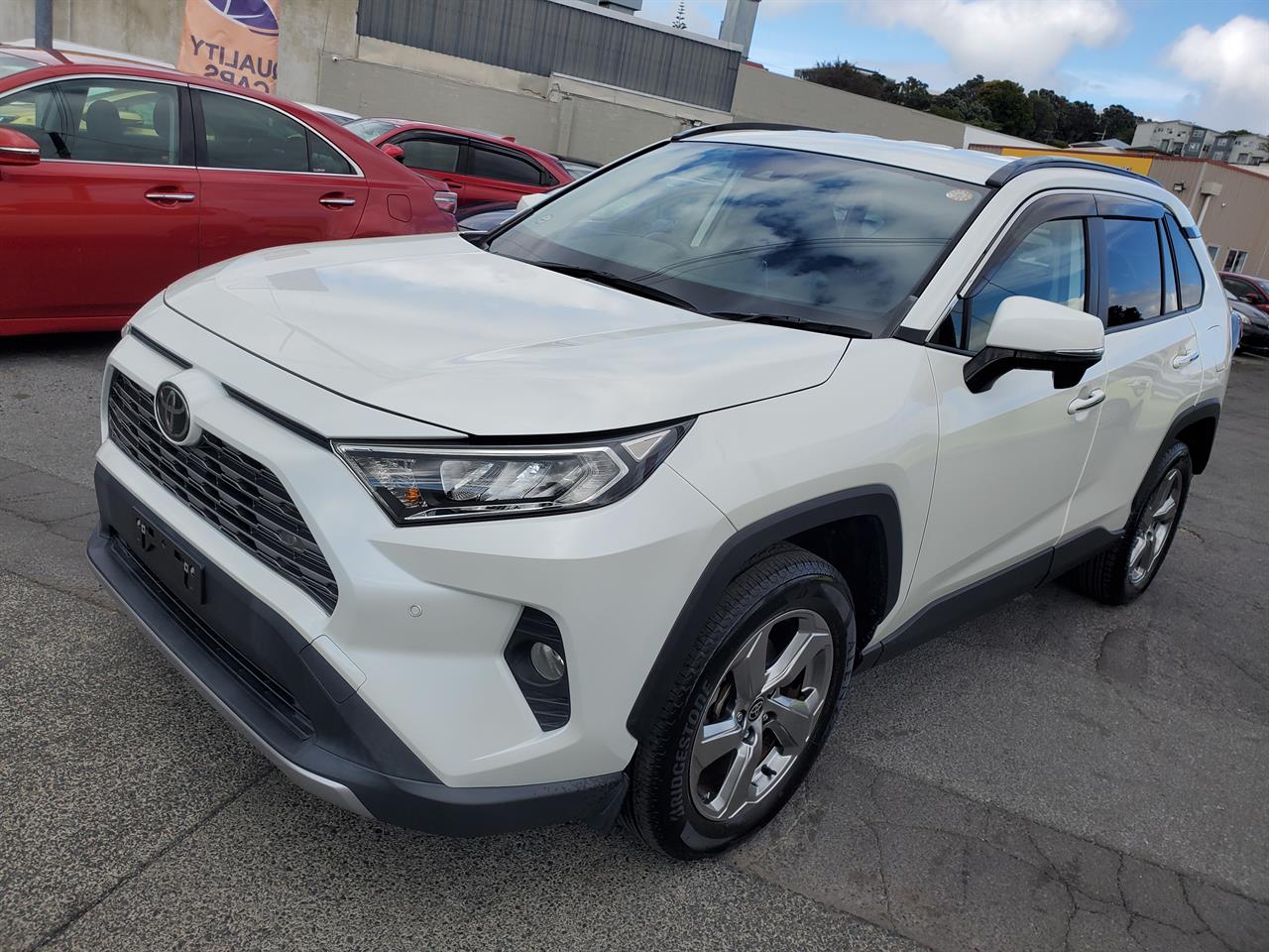 2019 Toyota Rav4 thumbnail