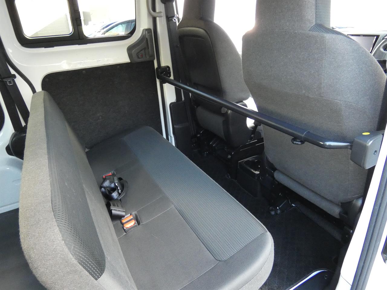 2020 Nissan NV200 thumbnail