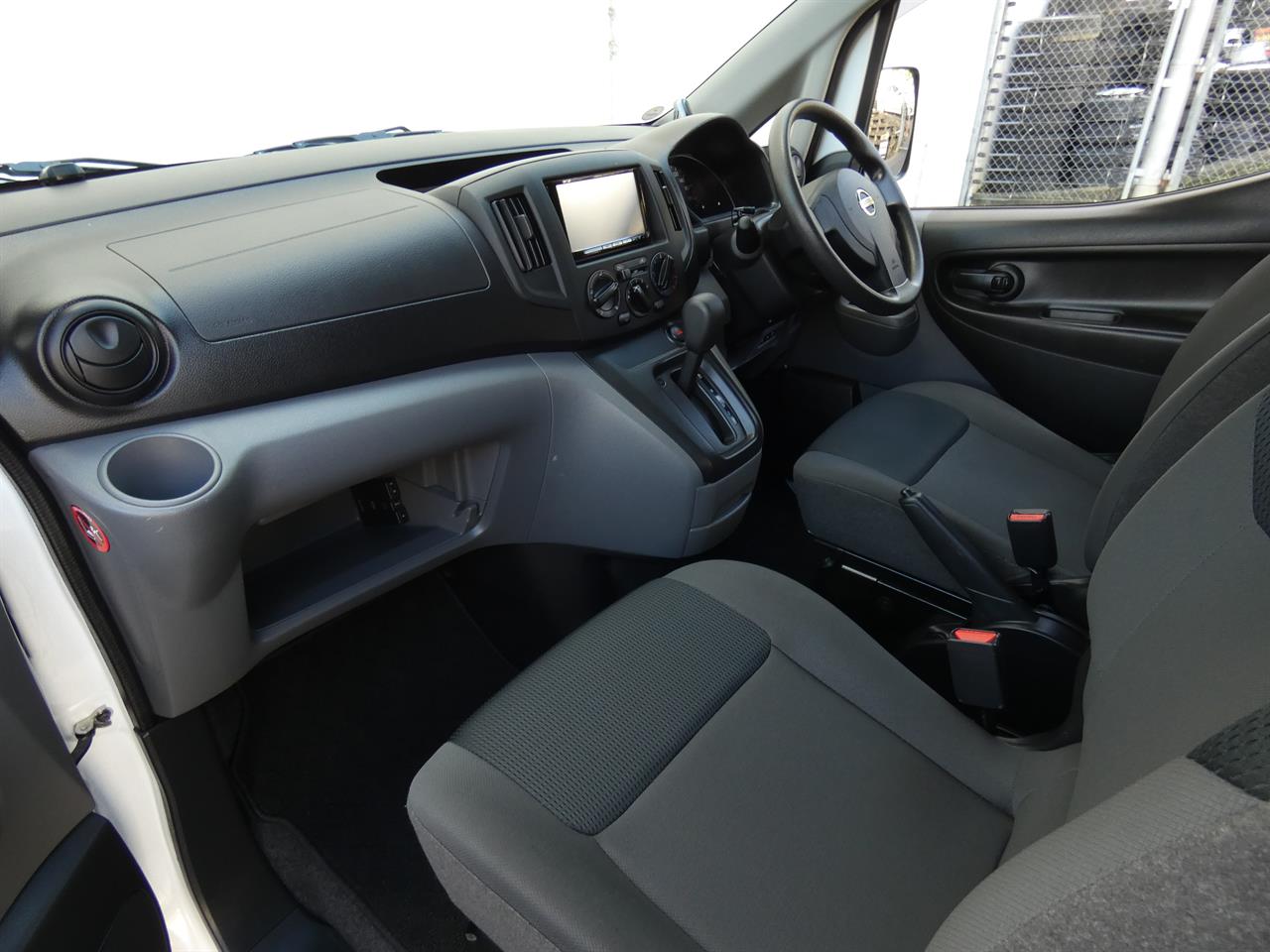 2020 Nissan NV200 thumbnail