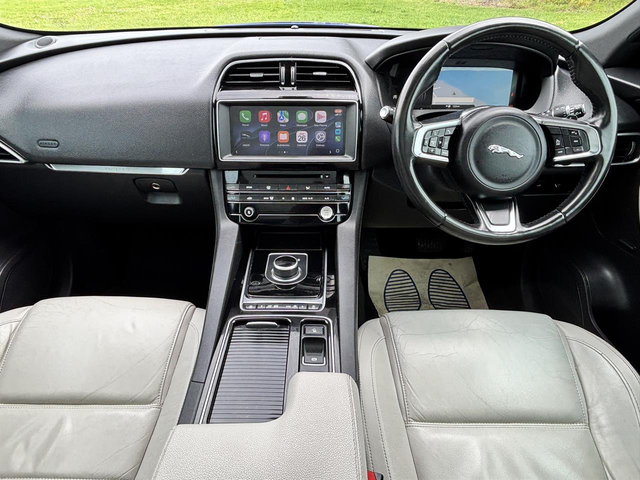 2020 Jaguar F-Pace thumbnail