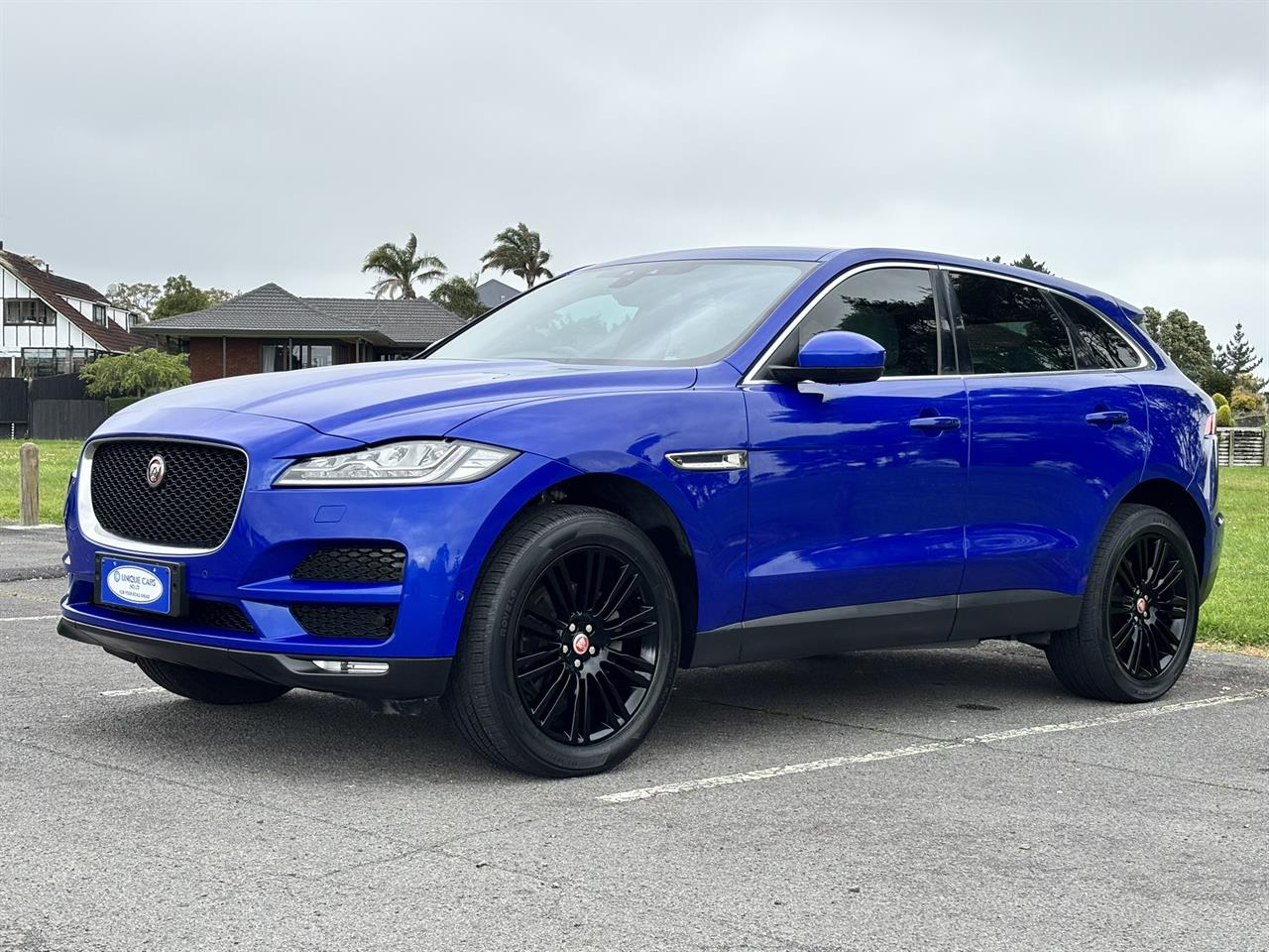 2020 Jaguar F-Pace thumbnail