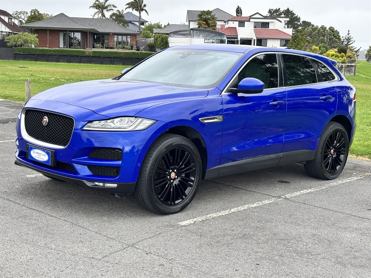 2020 Jaguar F-Pace thumbnail