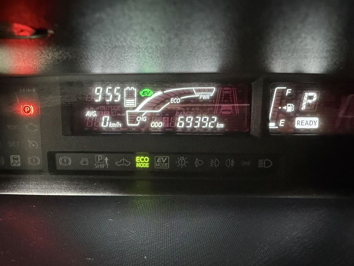 2016 Toyota Aqua thumbnail
