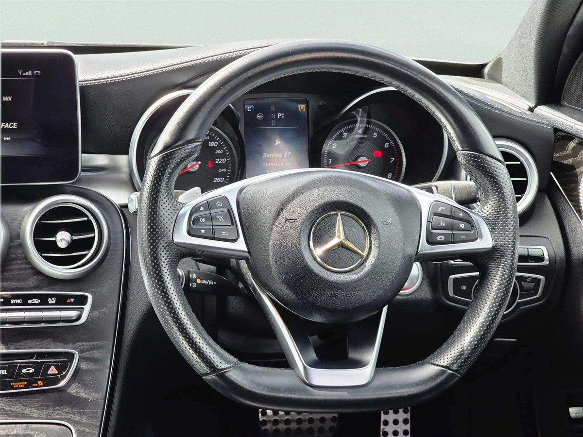 2016 Mercedes-Benz C thumbnail