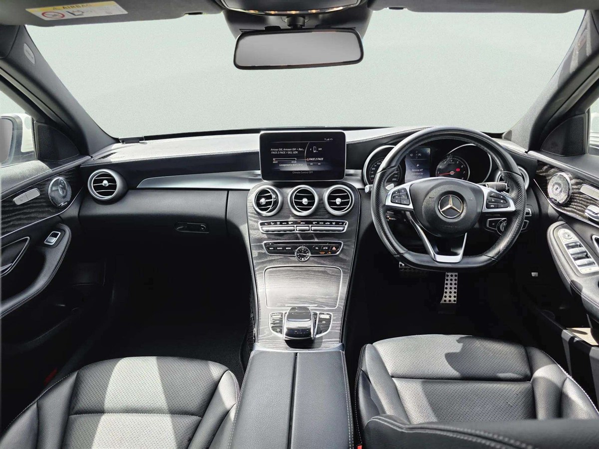 2016 Mercedes-Benz C thumbnail