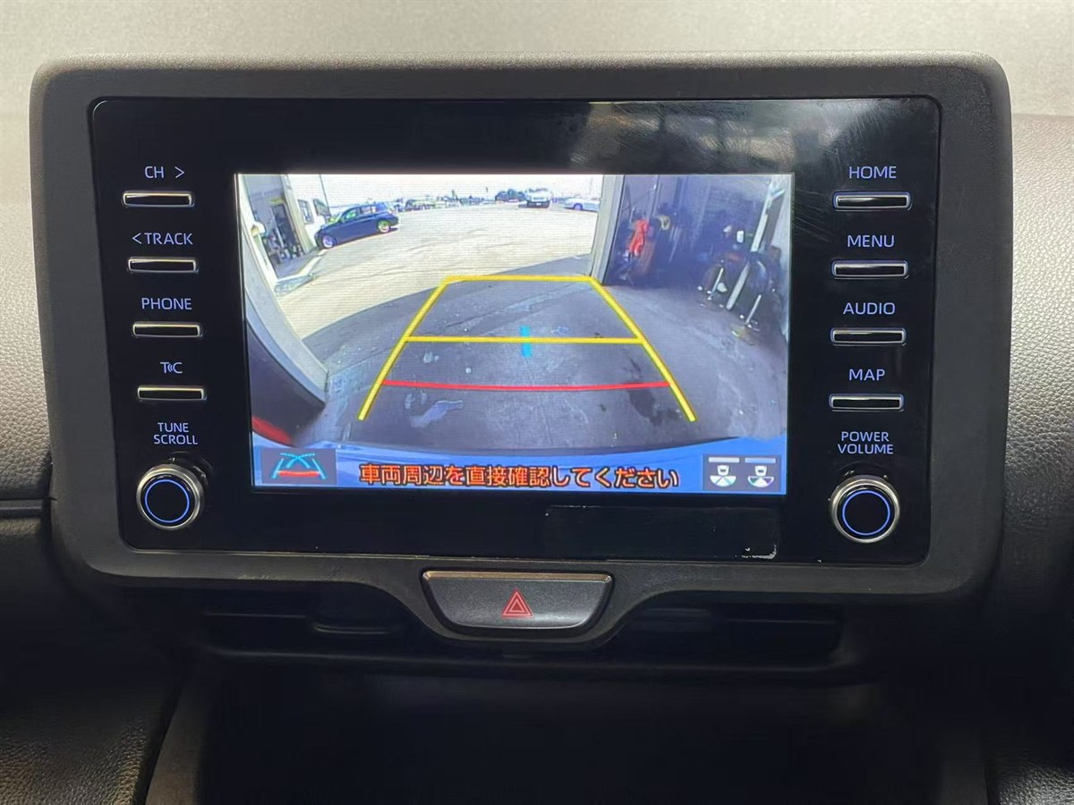 2021 Toyota Yaris thumbnail