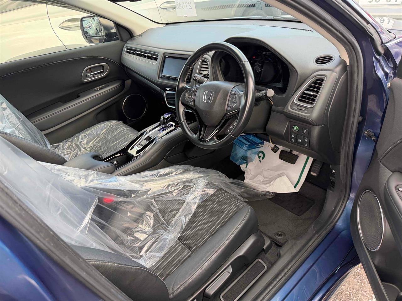 2017 Honda Vezel thumbnail