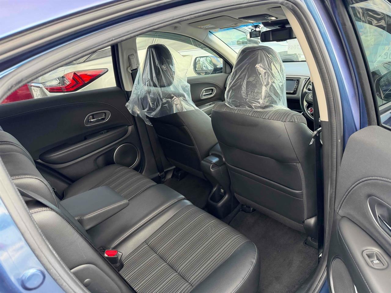 2017 Honda Vezel thumbnail