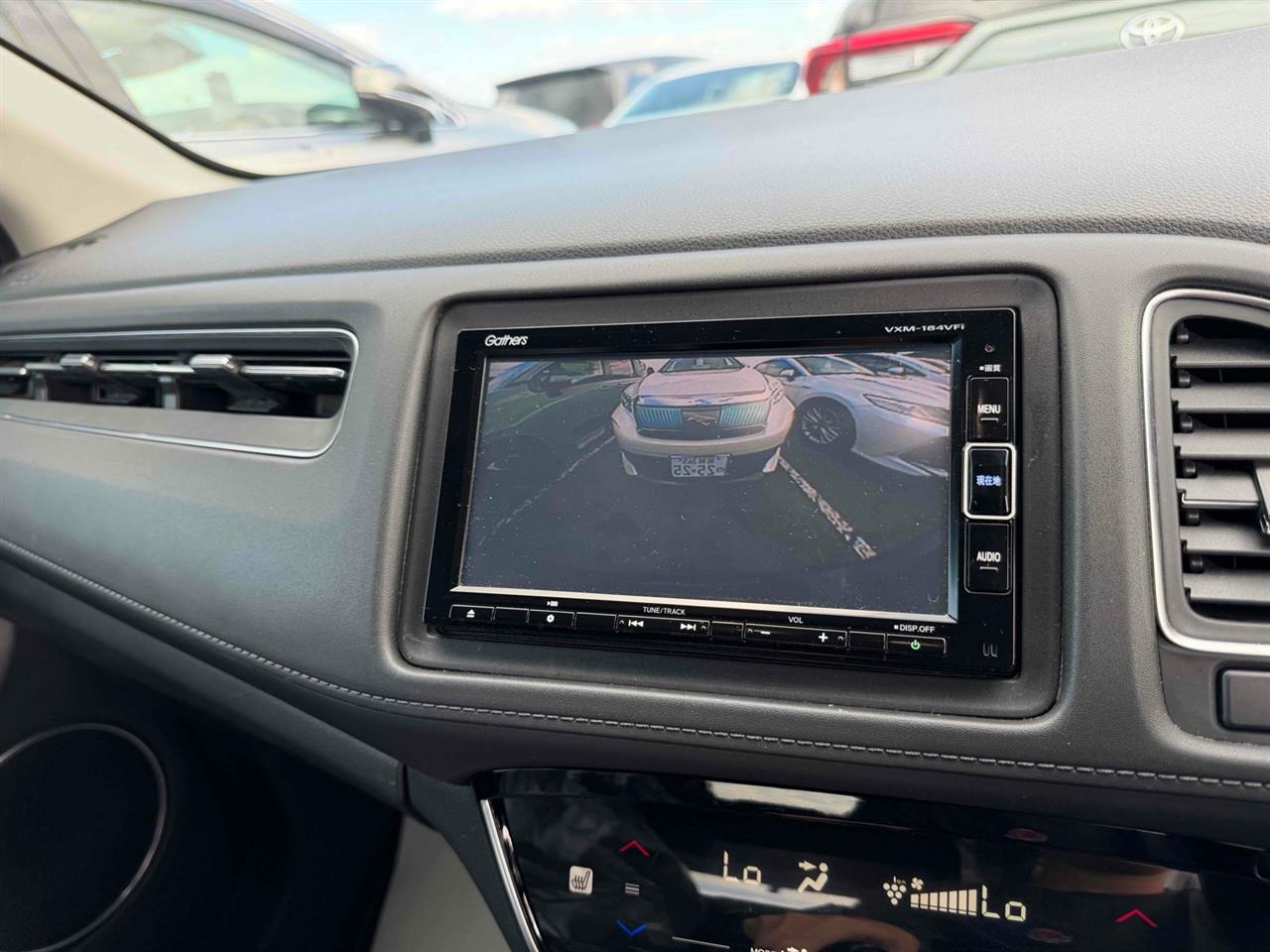 2017 Honda Vezel thumbnail