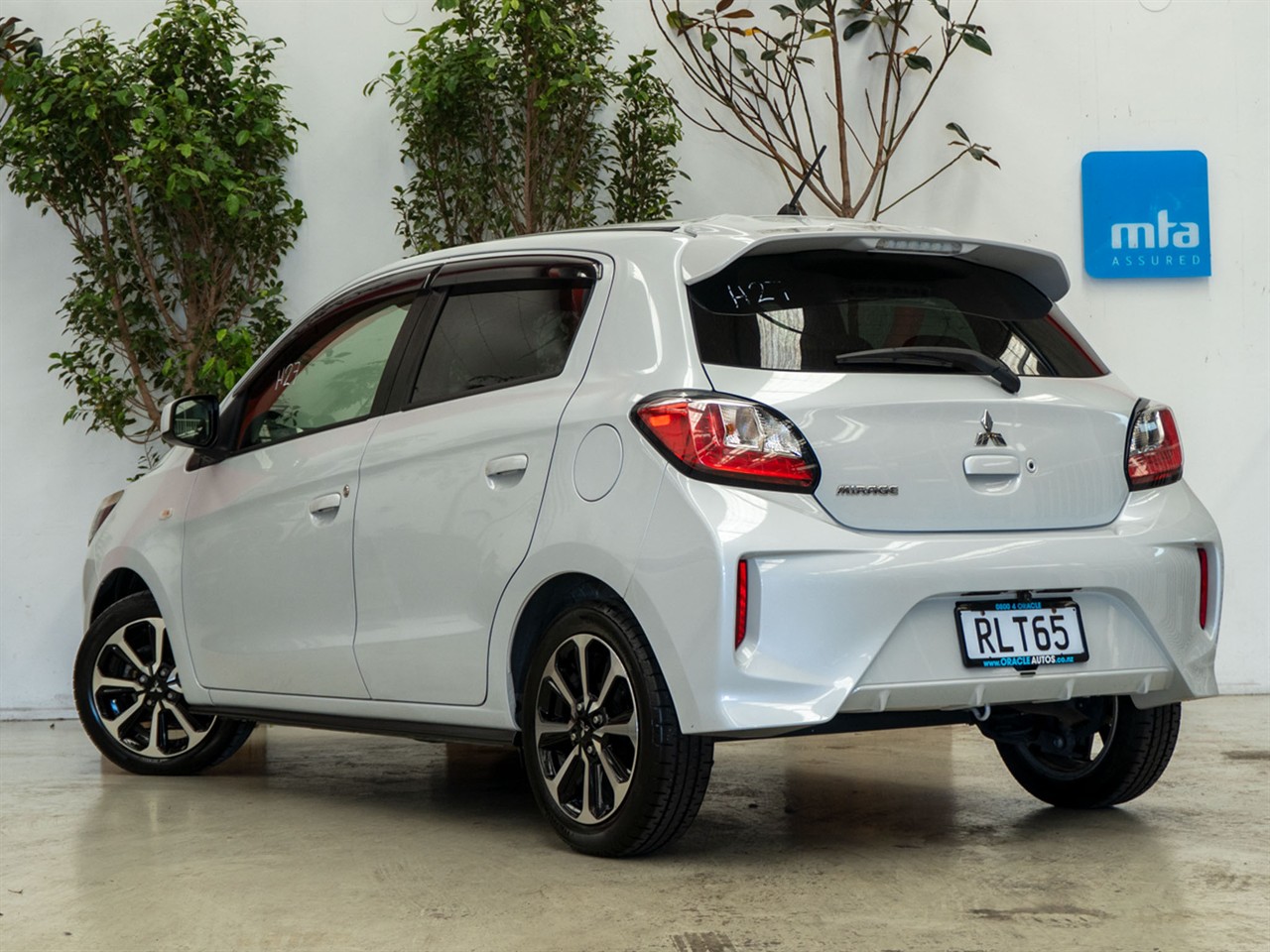 2020 Mitsubishi MIRAGE thumbnail