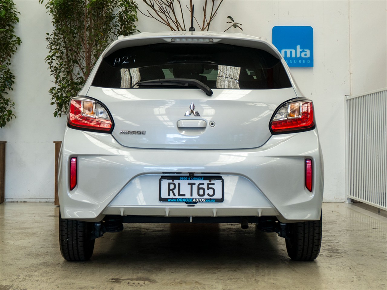 2020 Mitsubishi MIRAGE thumbnail