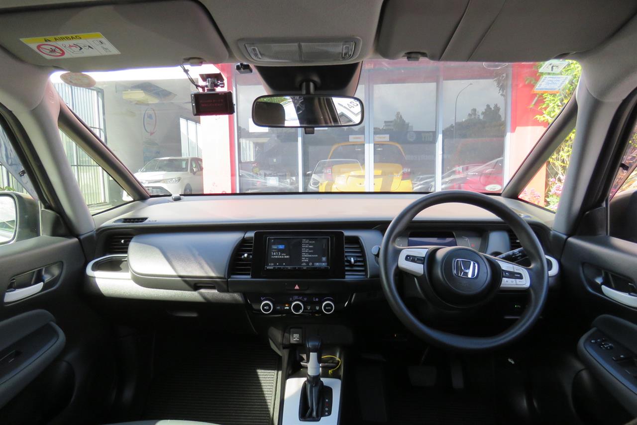 2021 Honda Fit thumbnail