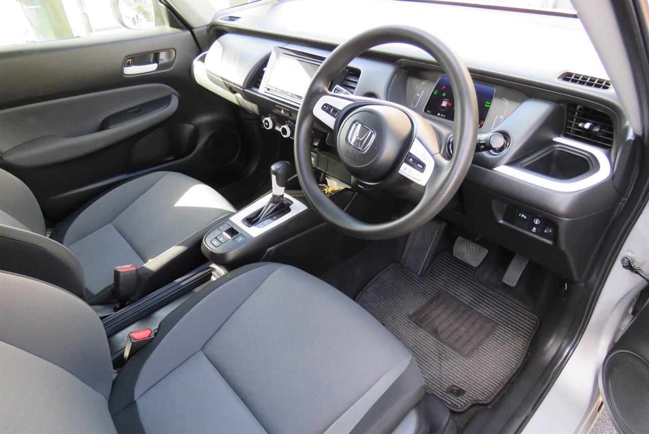 2021 Honda Fit thumbnail