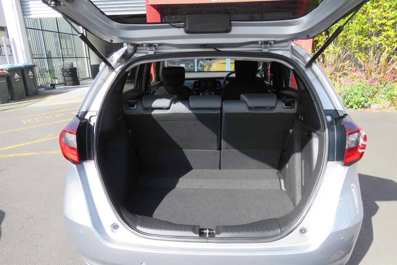 2021 Honda Fit thumbnail