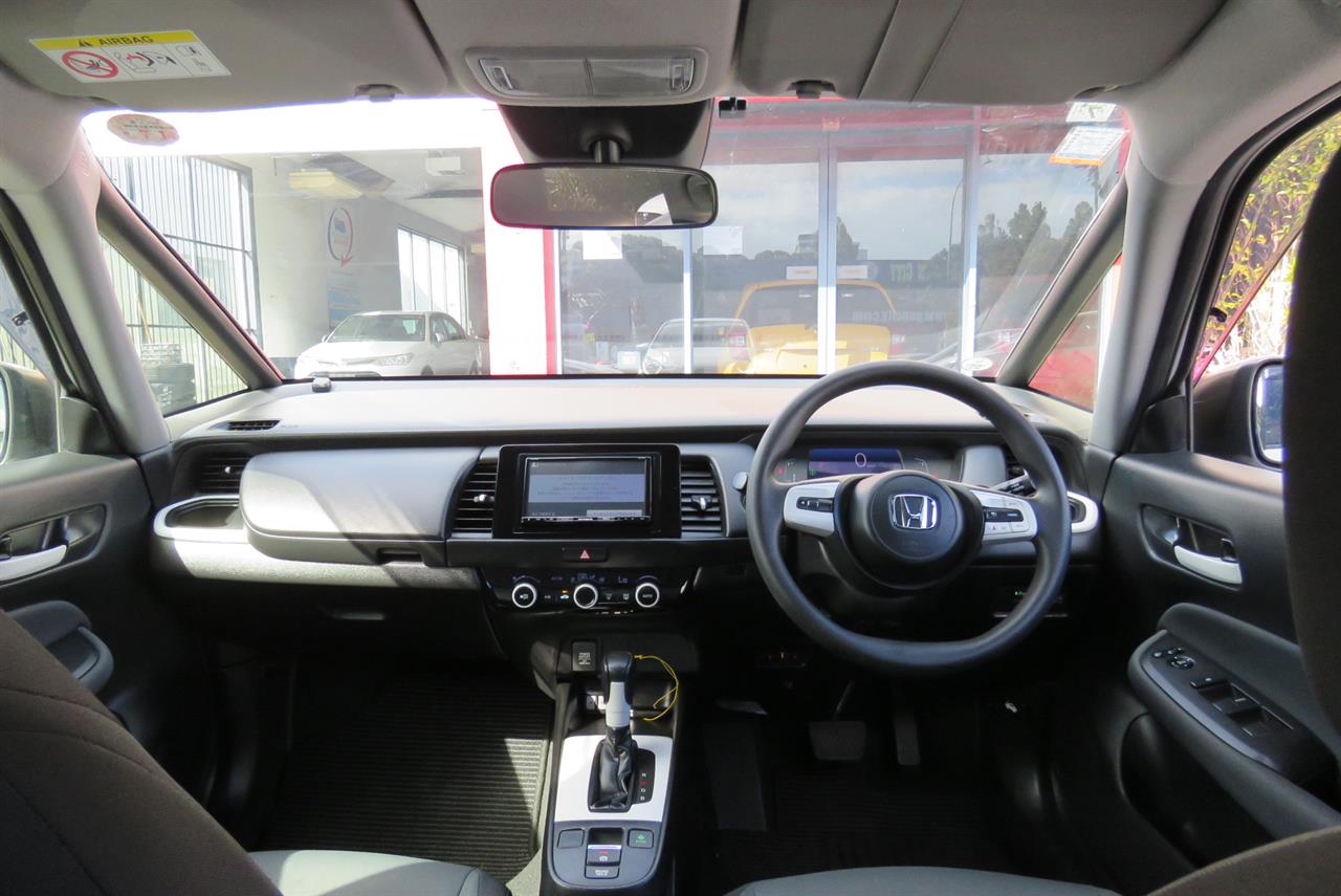 2021 Honda Fit thumbnail