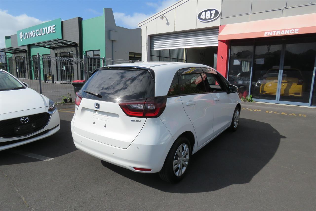 2021 Honda Fit thumbnail