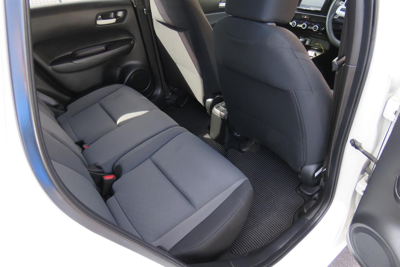 2021 Honda Fit thumbnail