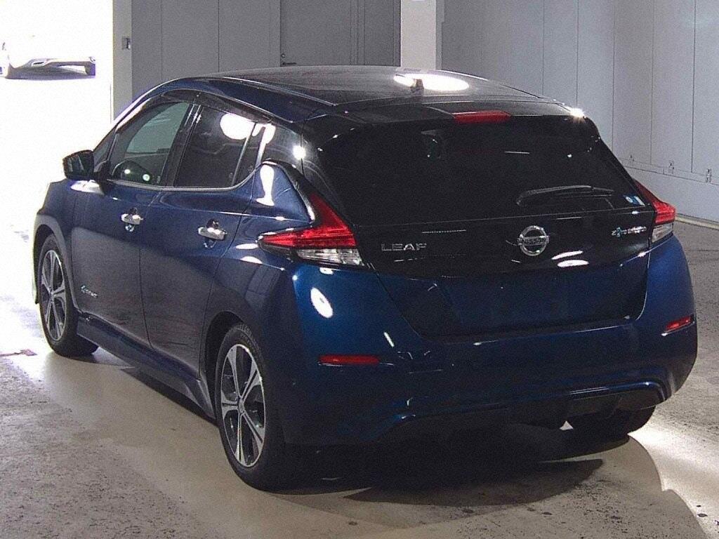 2018 Nissan Leaf thumbnail