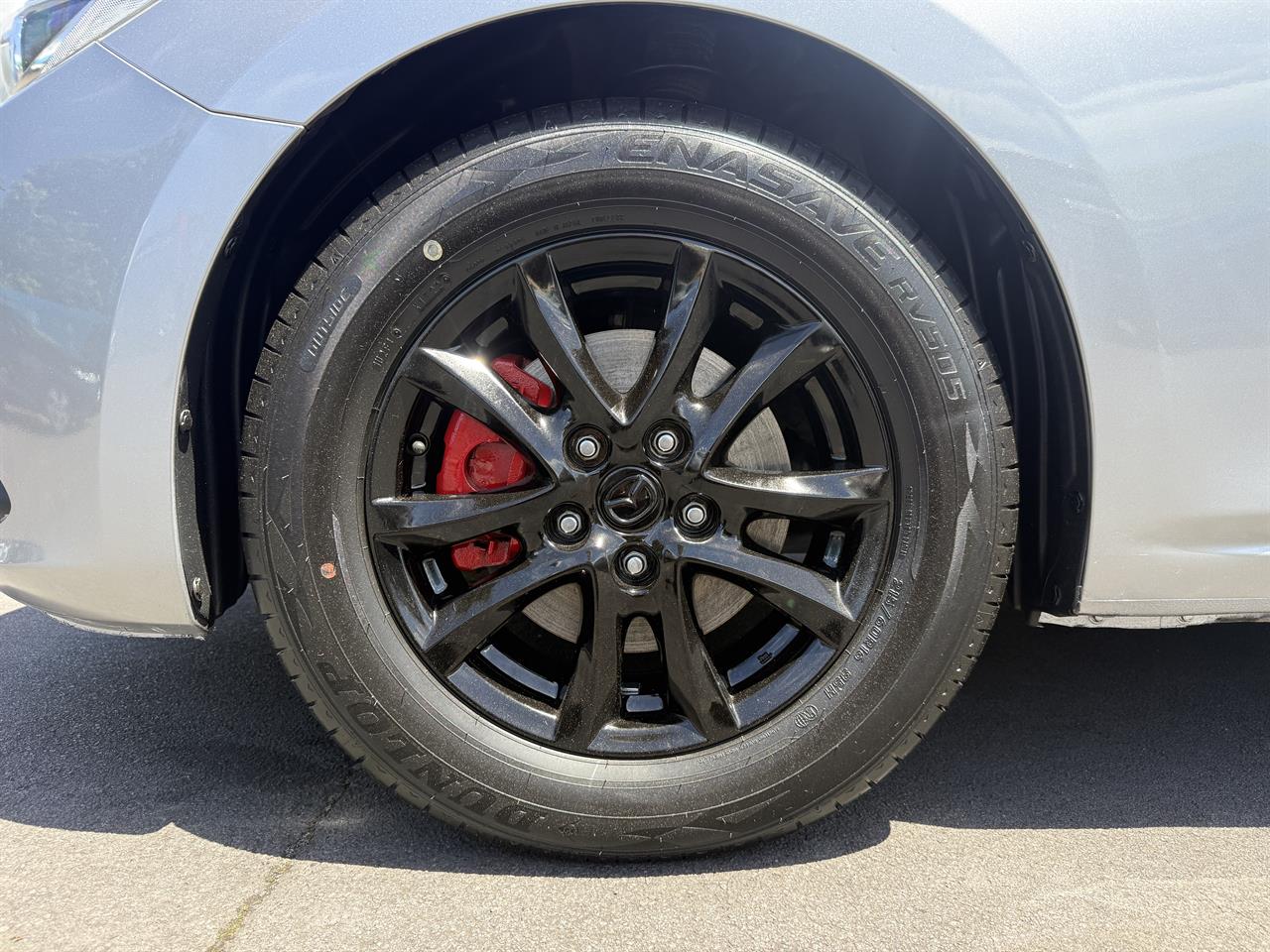 2013 Mazda Axela thumbnail