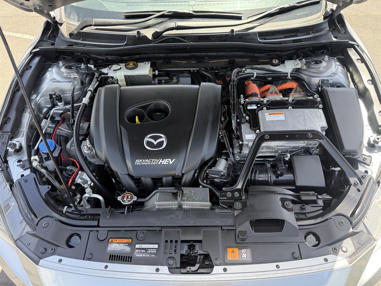 2013 Mazda Axela thumbnail