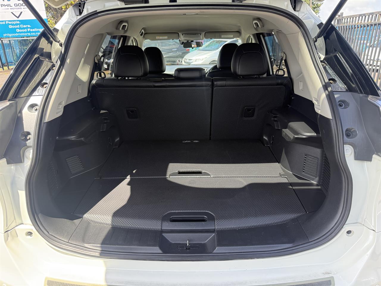 2015 Nissan X-Trail thumbnail