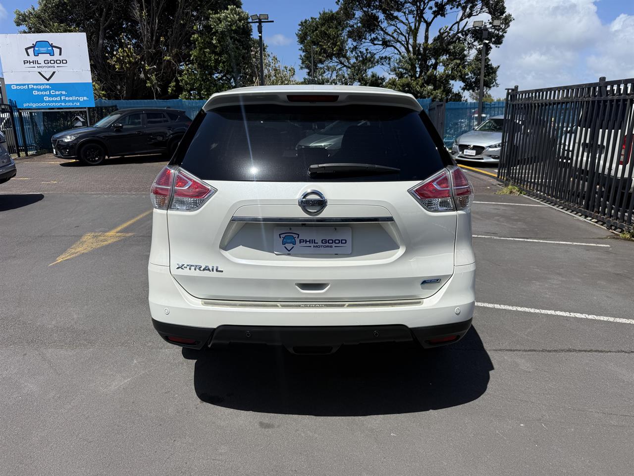 2015 Nissan X-Trail thumbnail