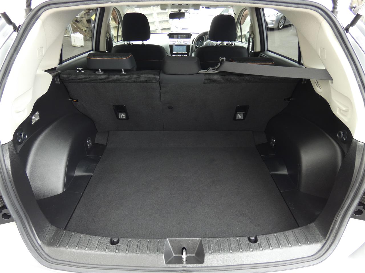 2015 Subaru XV thumbnail