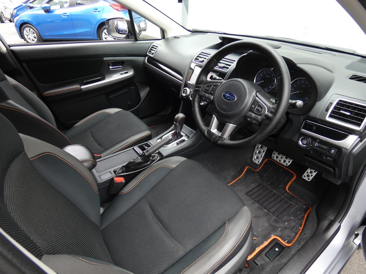 2015 Subaru XV thumbnail