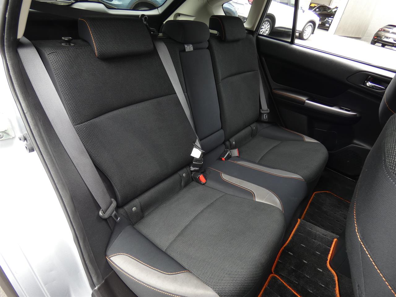 2015 Subaru XV thumbnail