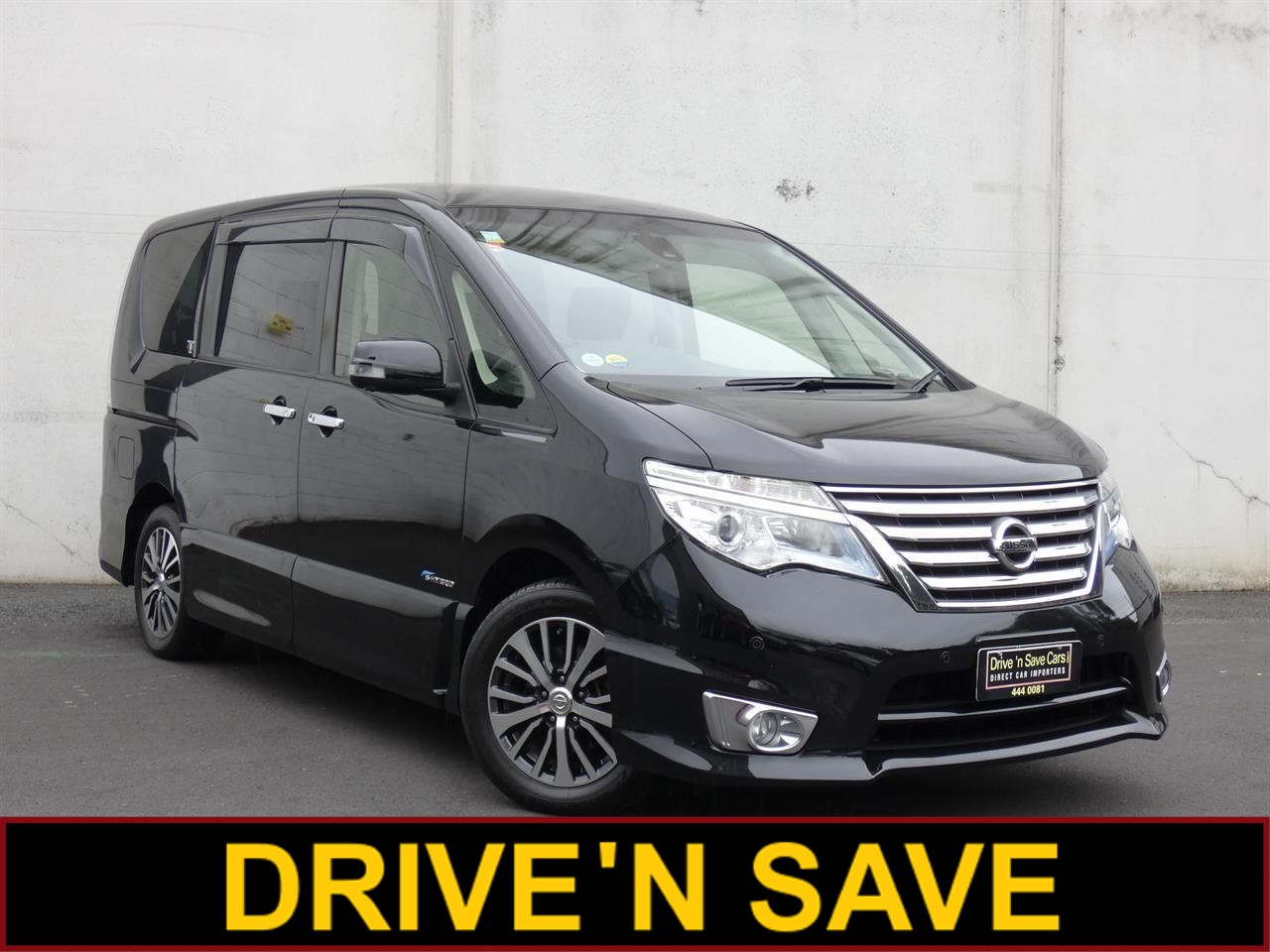 2015 Nissan SERENA thumbnail