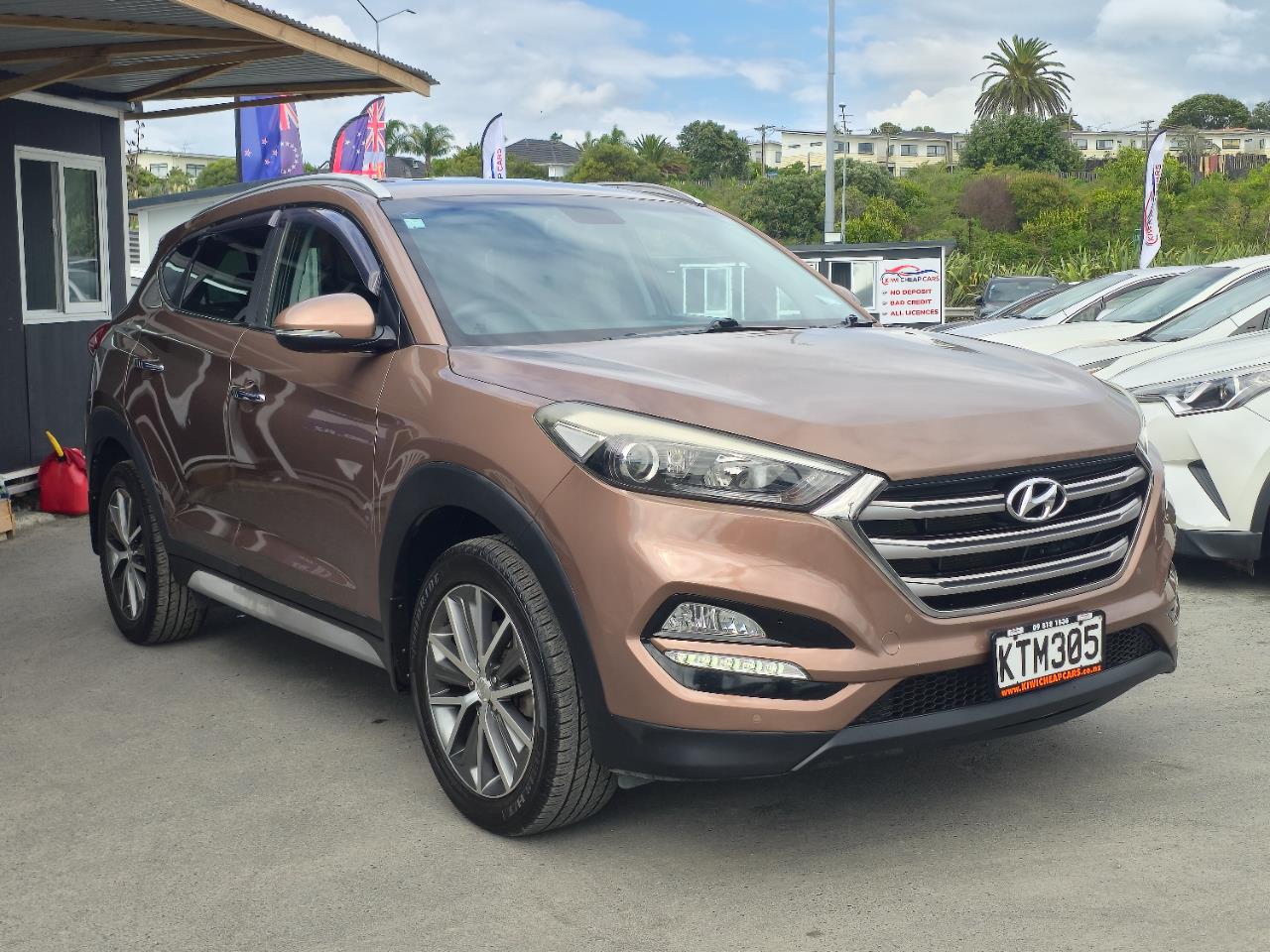 2017 Hyundai TUCSON thumbnail