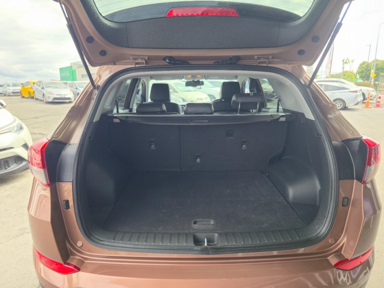 2017 Hyundai TUCSON thumbnail
