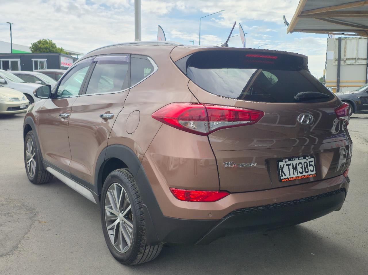 2017 Hyundai TUCSON thumbnail