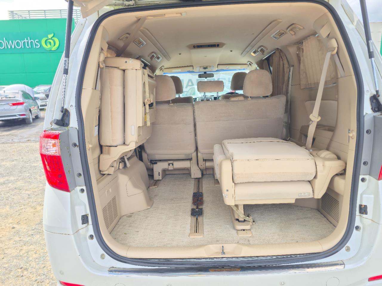2010 Toyota ALPHARD thumbnail