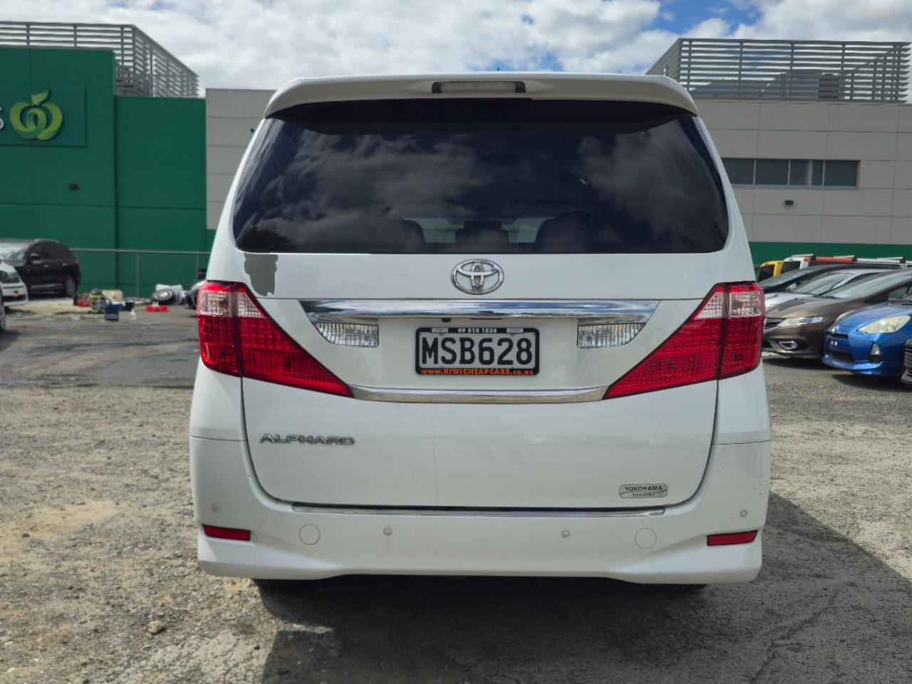 2010 Toyota ALPHARD thumbnail