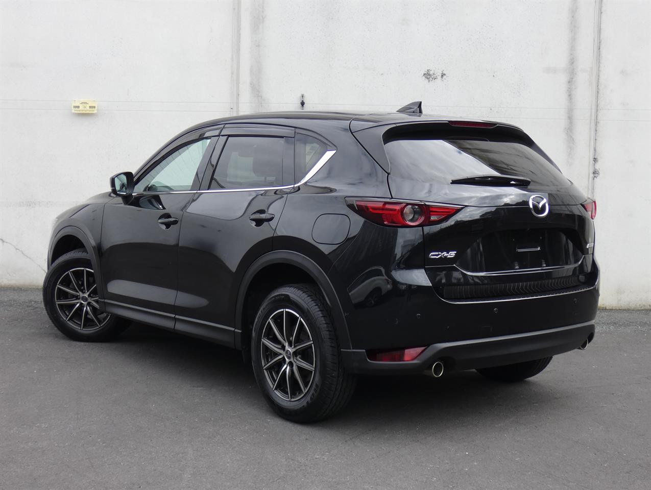 2018 Mazda CX-5 thumbnail