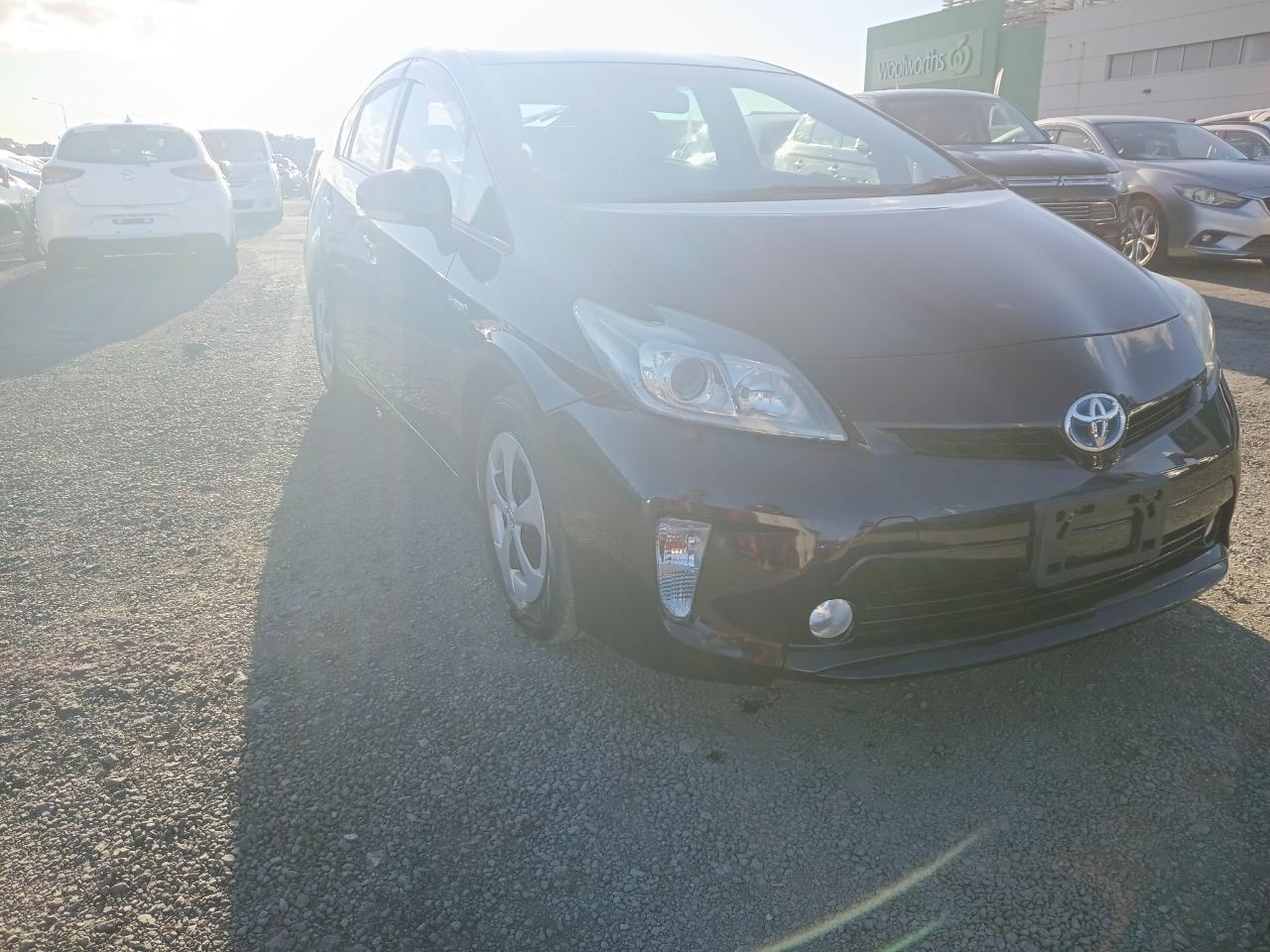 2013 Toyota Prius thumbnail