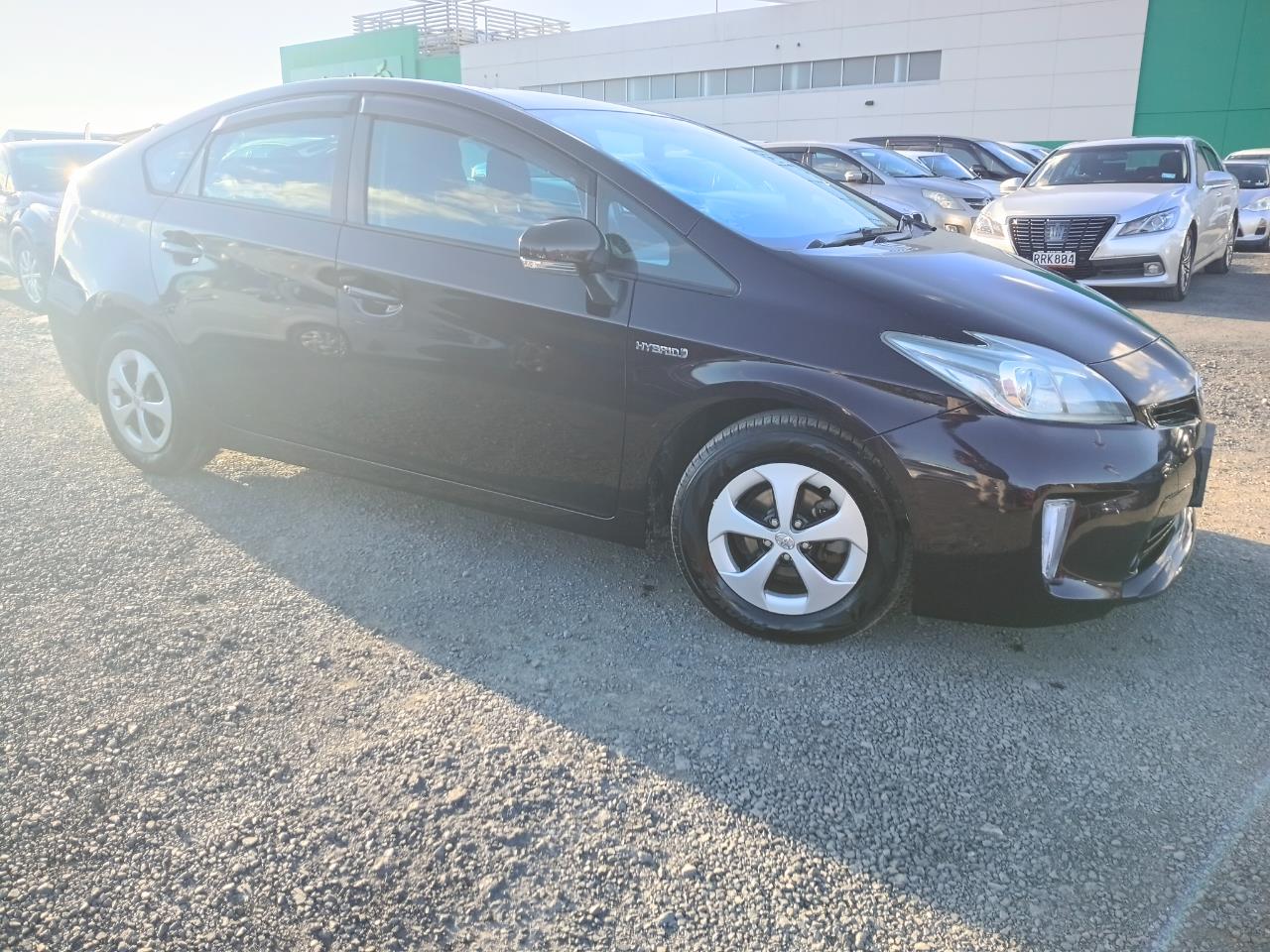 2013 Toyota Prius thumbnail