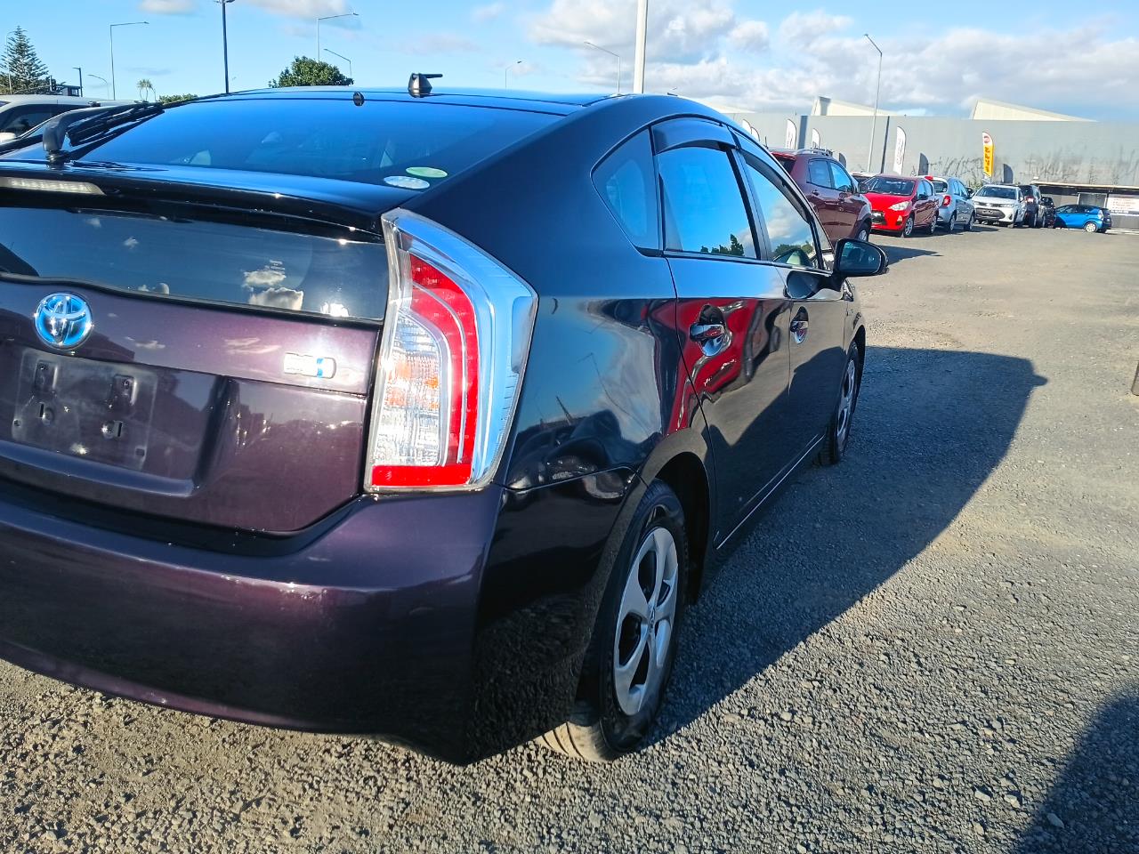 2013 Toyota Prius thumbnail