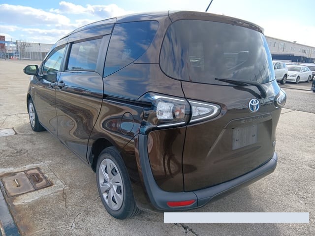 2019 Toyota Sienta thumbnail