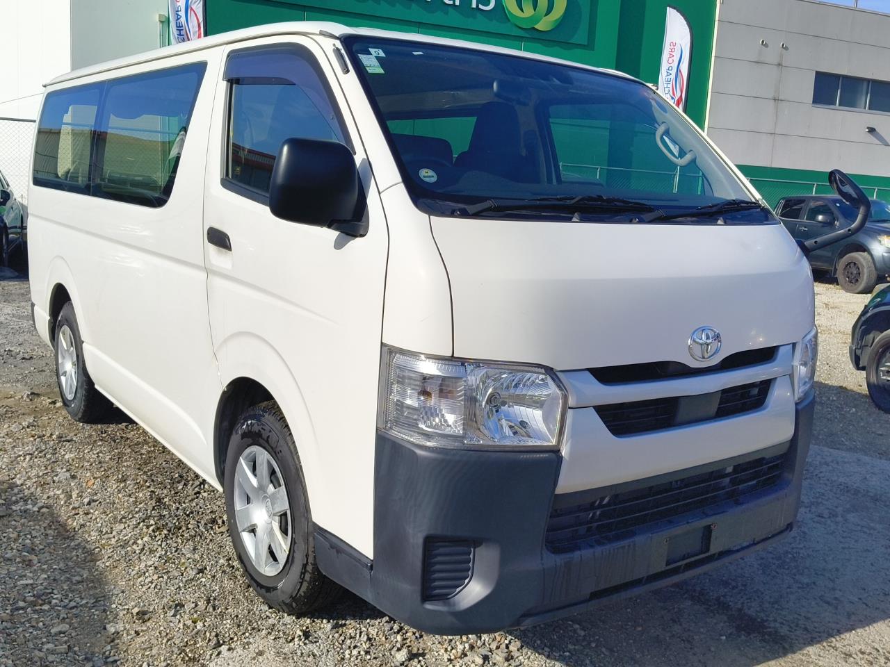 2020 Toyota Hiace thumbnail