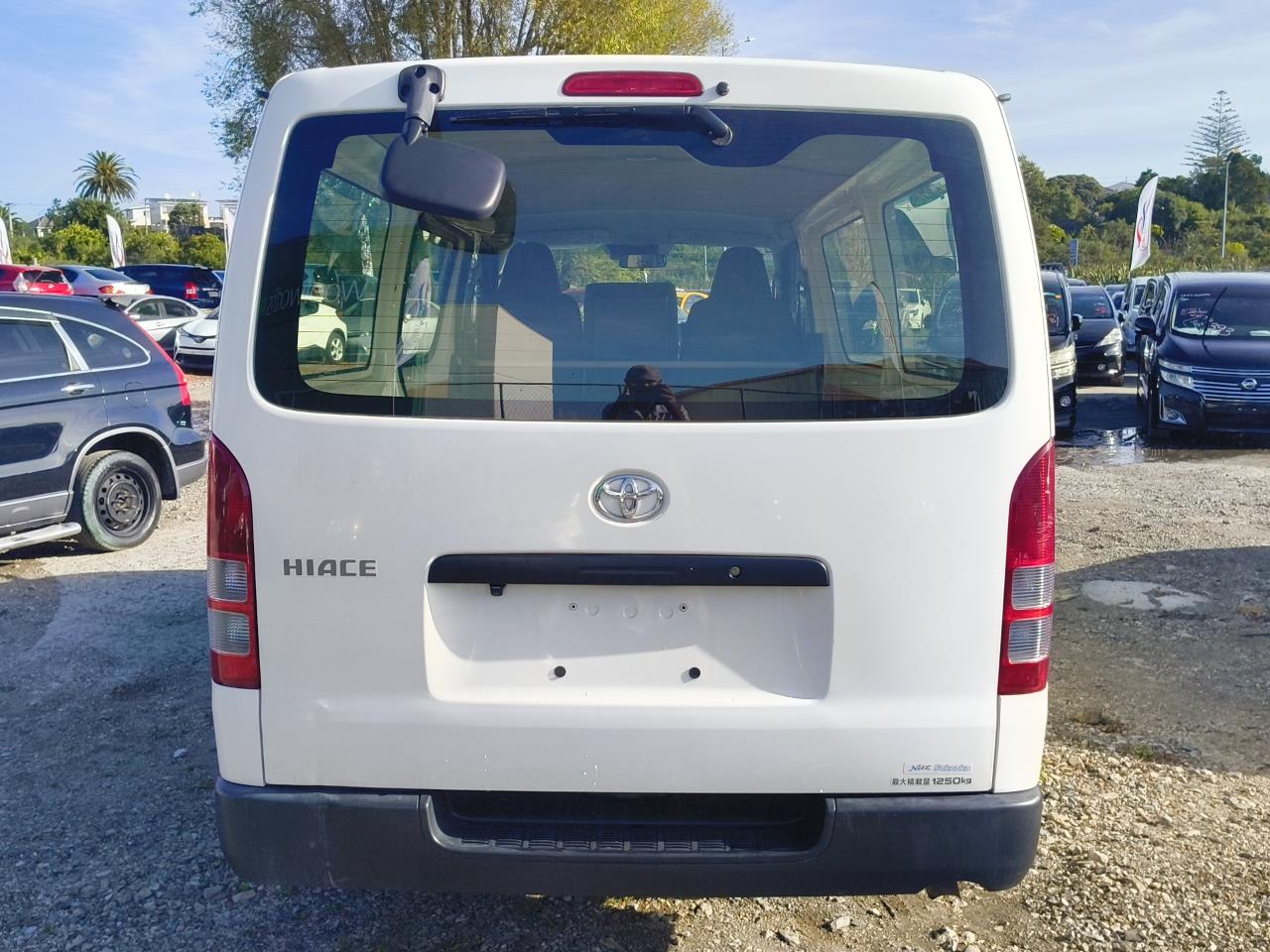 2020 Toyota Hiace thumbnail