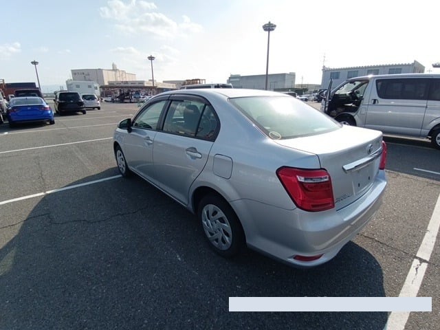2020 Toyota Corolla thumbnail