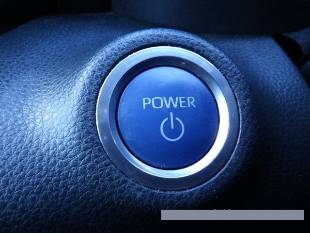 2020 Toyota Yaris thumbnail