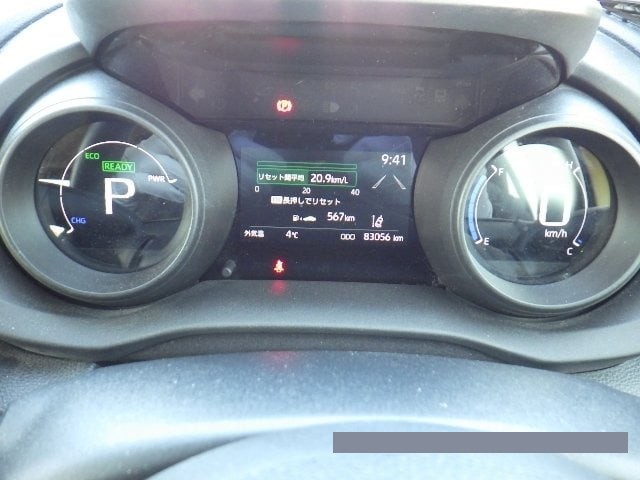 2022 Toyota Yaris thumbnail