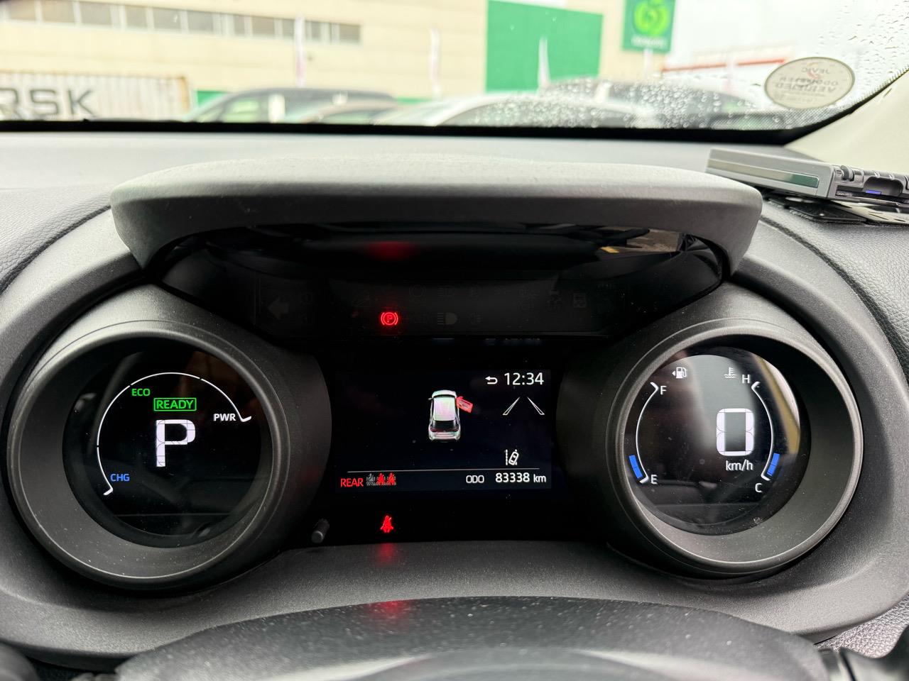 2022 Toyota Yaris thumbnail