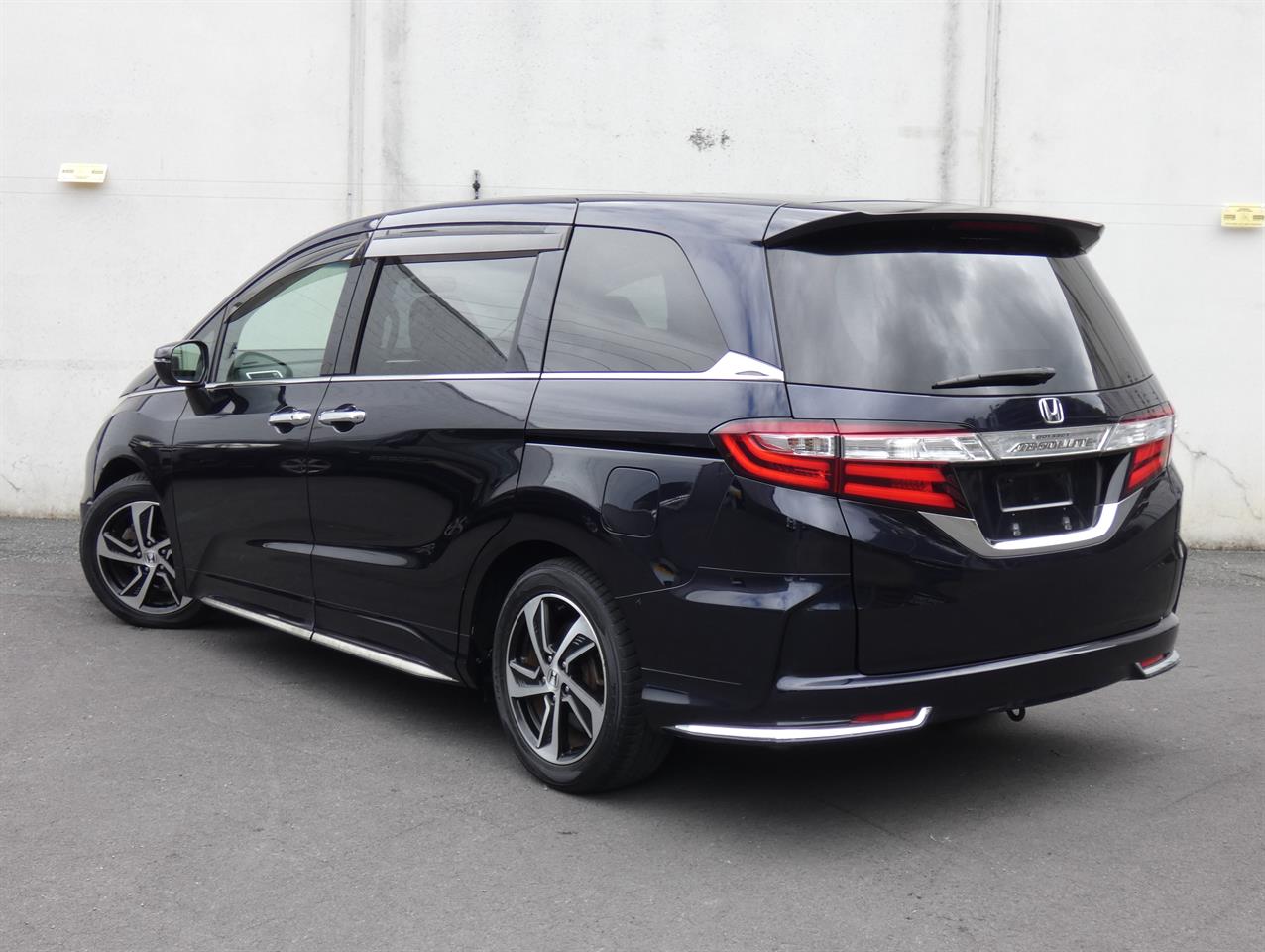 2014 Honda ODYSSEY thumbnail