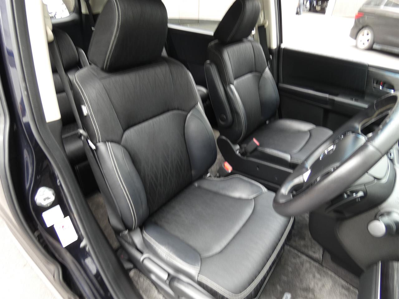 2014 Honda ODYSSEY thumbnail