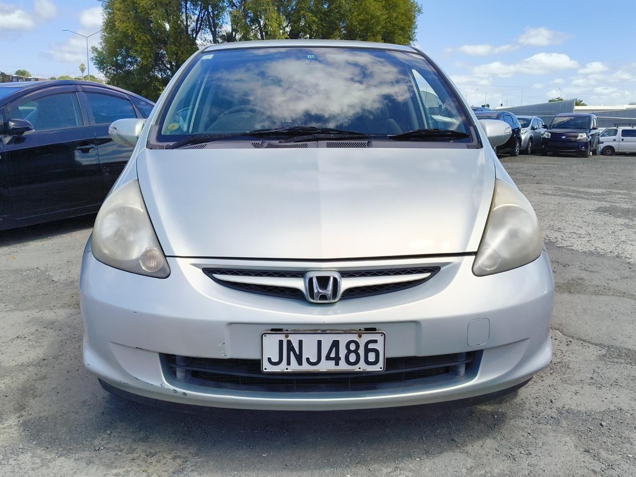 2006 Honda Fit thumbnail